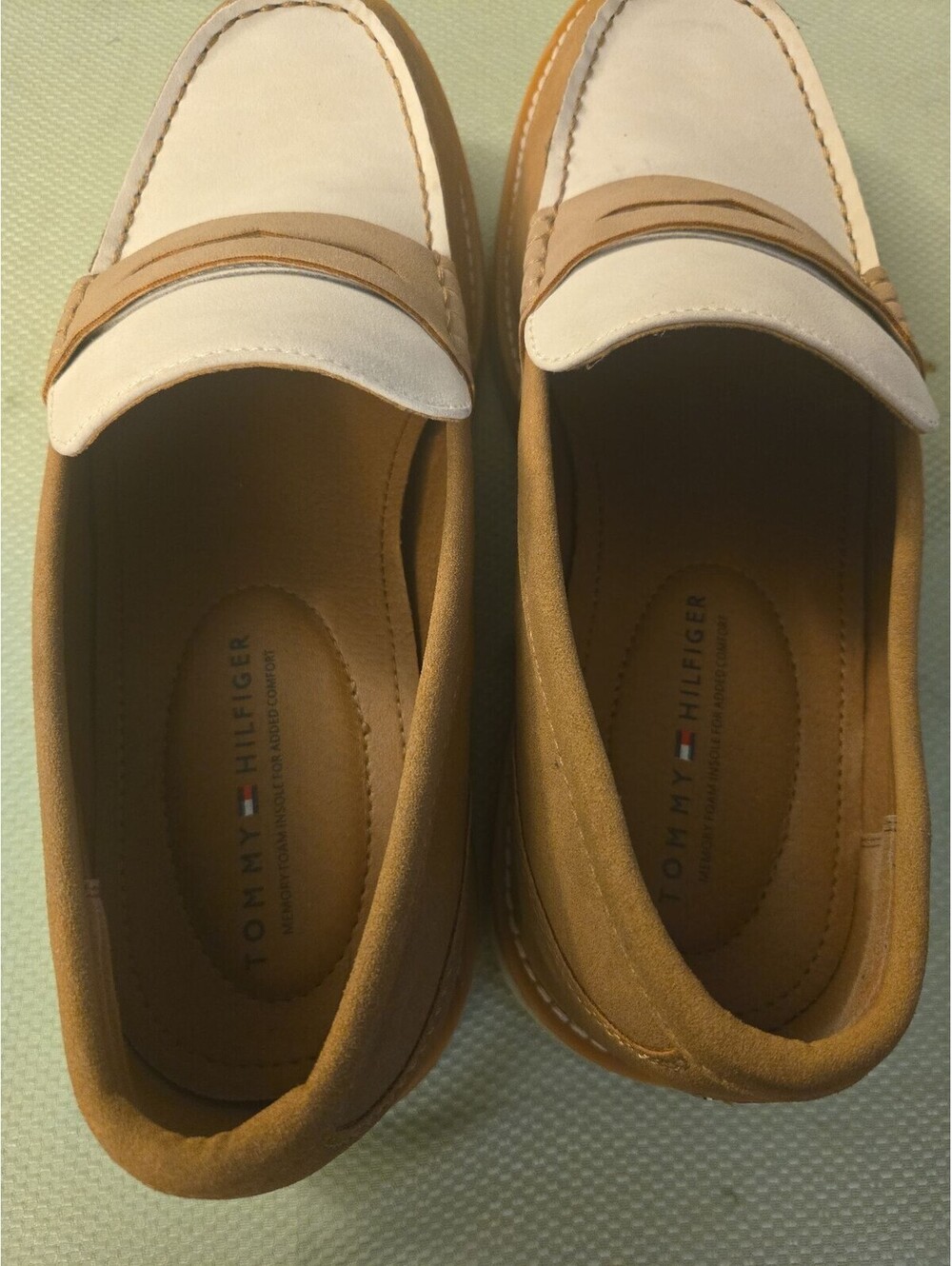 Tommy Hilfiger Men's Two-Tone Suede Penny Loafers Size 11M - Picture 3 of 8
